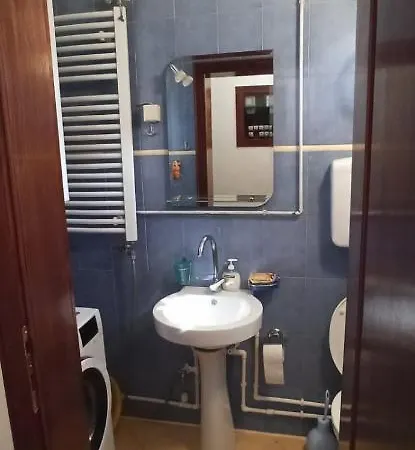 Kuca Za Odmor Ema Hébergement de vacances *